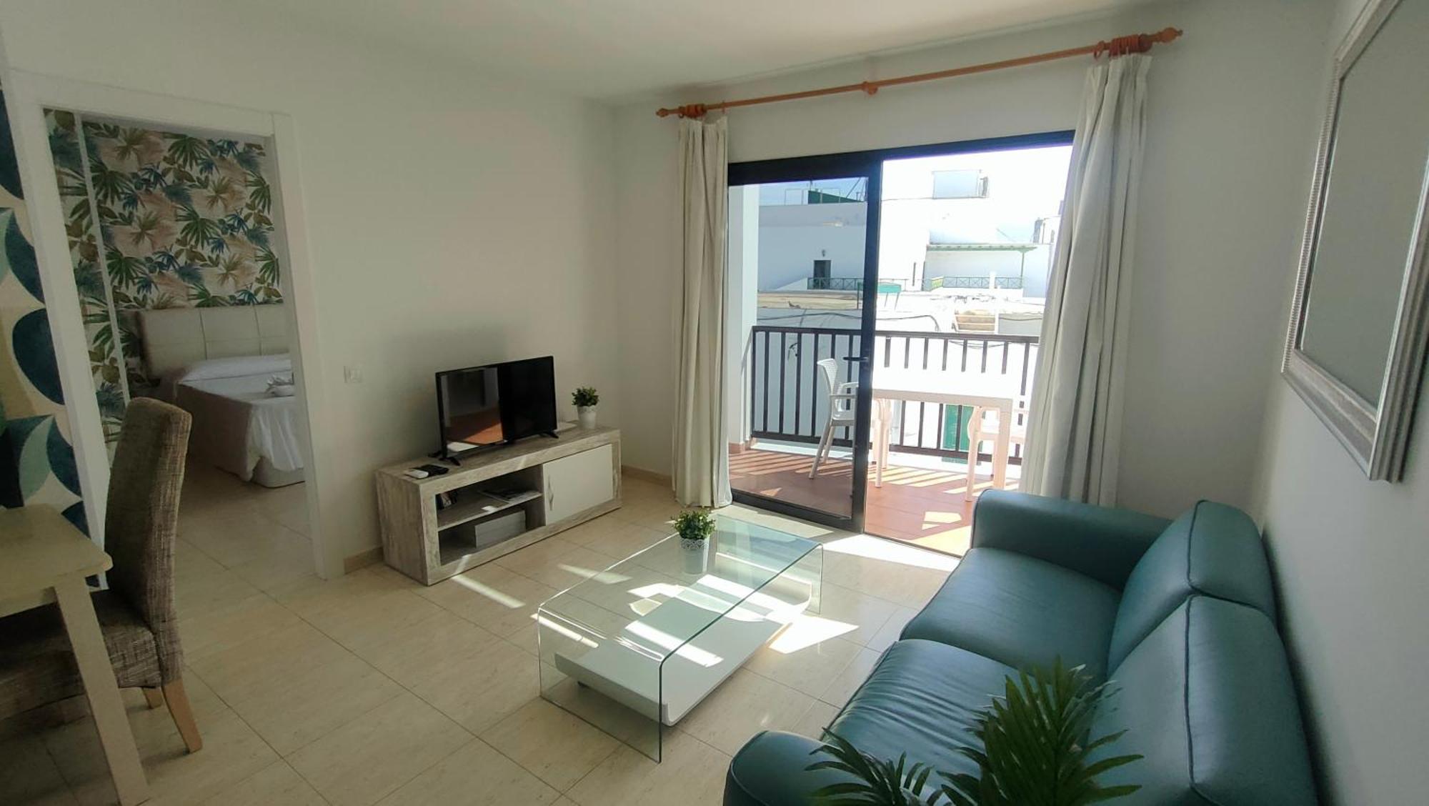 Sara 3 Apartment Плая Бланка Екстериор снимка